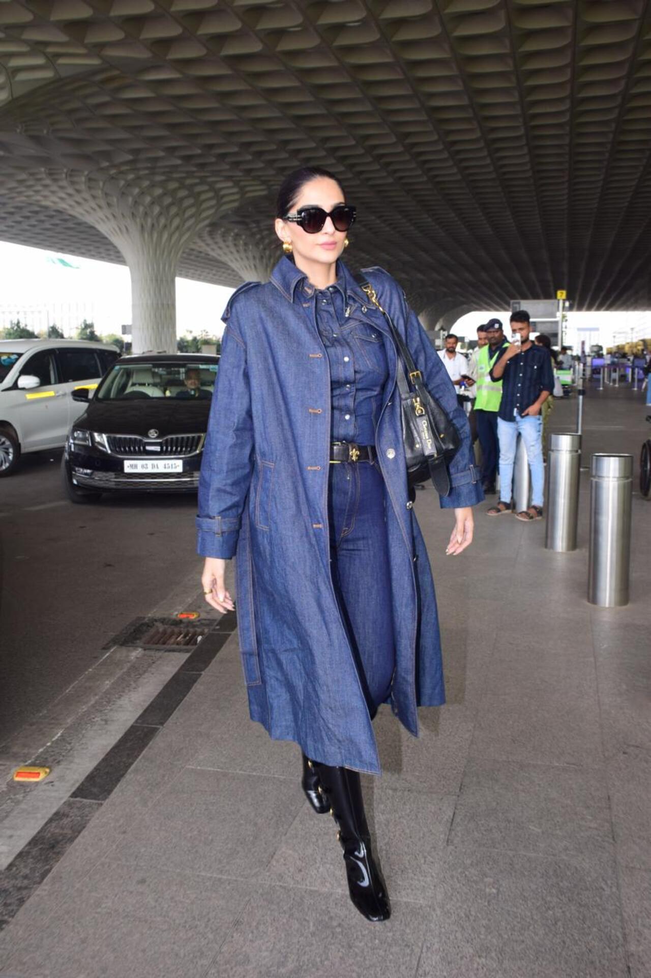 Sonam Kapoor stunned in her denim outfit at the airport.
