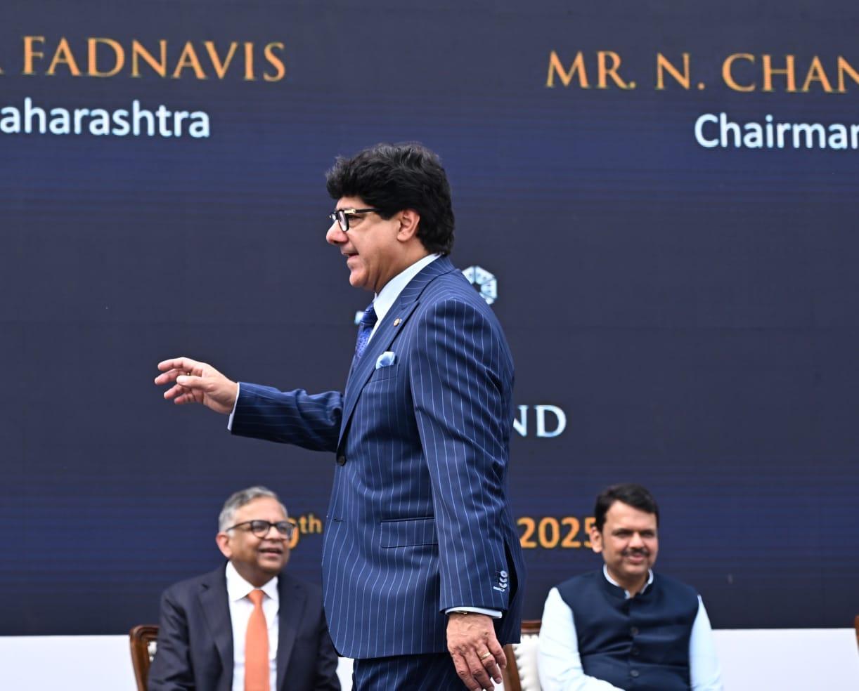 Fadnavis highlighted that the project was close to Ratan Tata’s heart and recalled discussions about resolving issues to bring the hotel to life. He stated that Taj Bandstand would not just be a hotel but a symbol of Mumbai’s pride and progress.