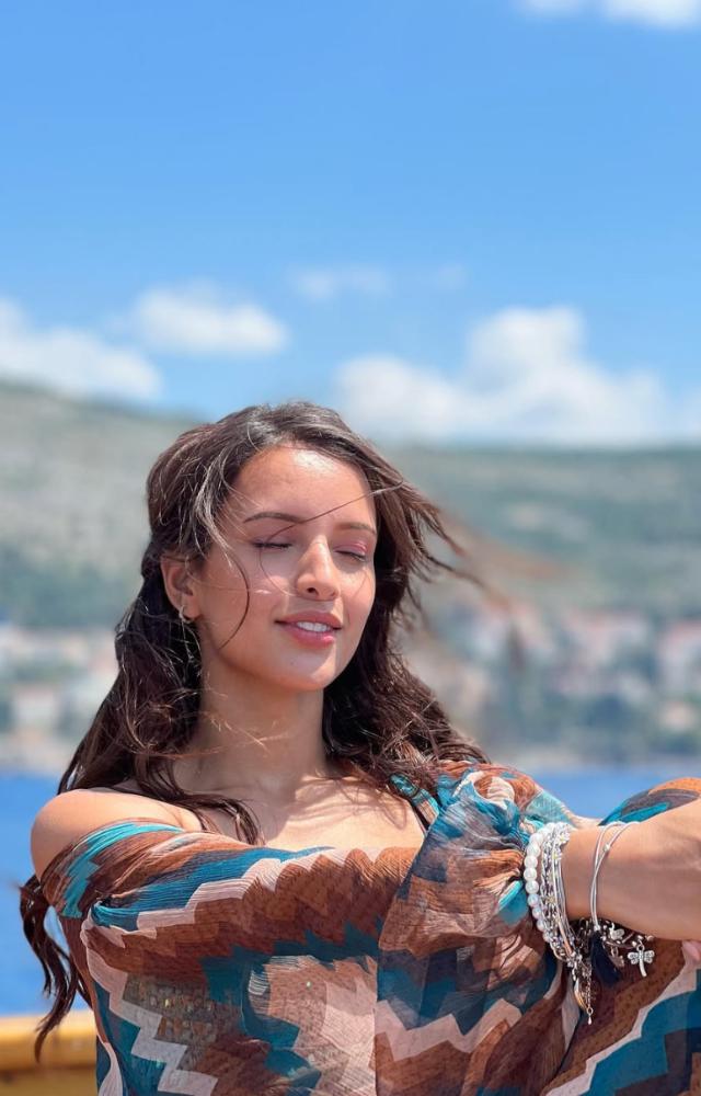 Being one-to-one with the crisp air, or the feeling of immersing in the scenic beauty is Triptii Dimri`s way to reset and recharge.
