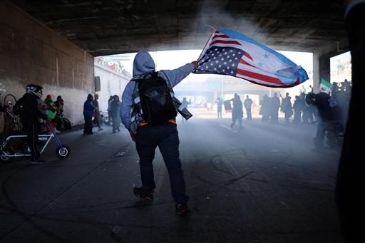 Homeland Security Secretary Kristi Noem said authorities were targeting the “worst of the worst” as part of the mass deportation drive. Conservative figures criticised the protests, with some arguing that blocking roads only strengthened the case for deportations.