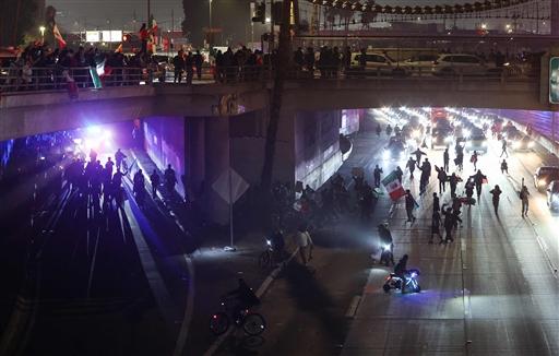 White House press secretary Karoline Leavitt confirmed deportation flights had begun, with images showing detainees boarding military aircraft. As immigration tensions escalate, the nationwide protests highlight the deepening divide over Trump’s policies, with no sign of resolution.