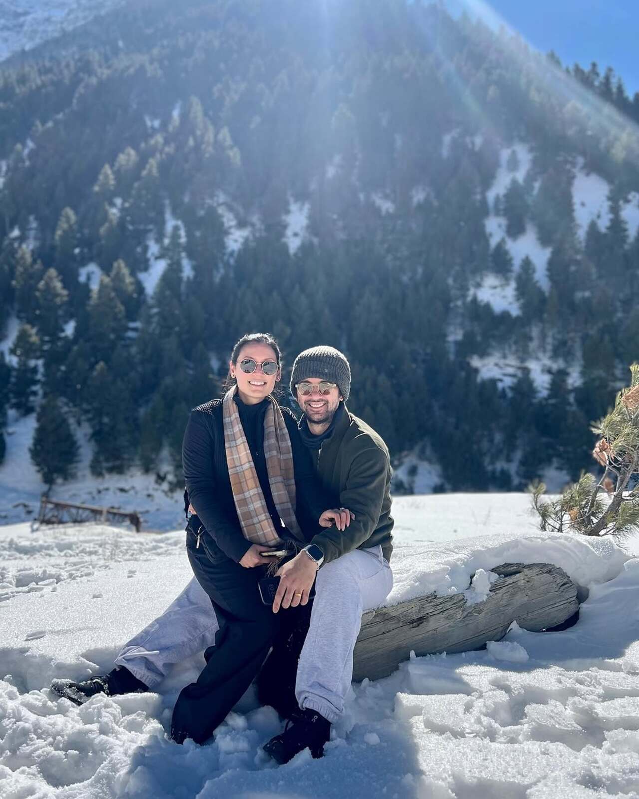 Sunny Deol's son Karan Deol posted a lovely picture with his wife Drisha Acharya. The couple got married in 2023