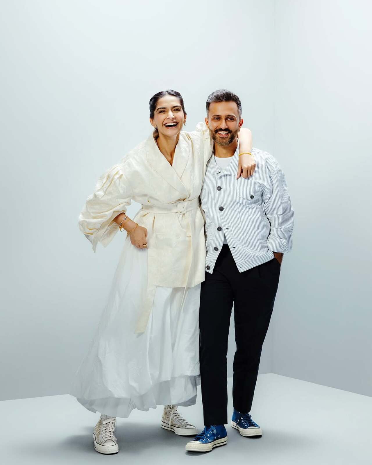 Sonam Kapoor took to social media to pen a romantic note for her husband and father of her child, Anand Ahuja