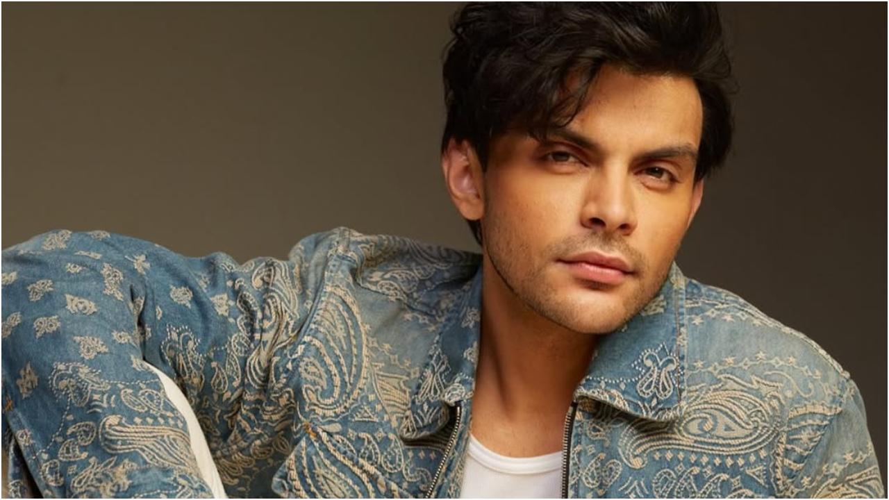 When Veer Pahariya recreated Shah Rukh Khan's Dard-e-Disco at age 13