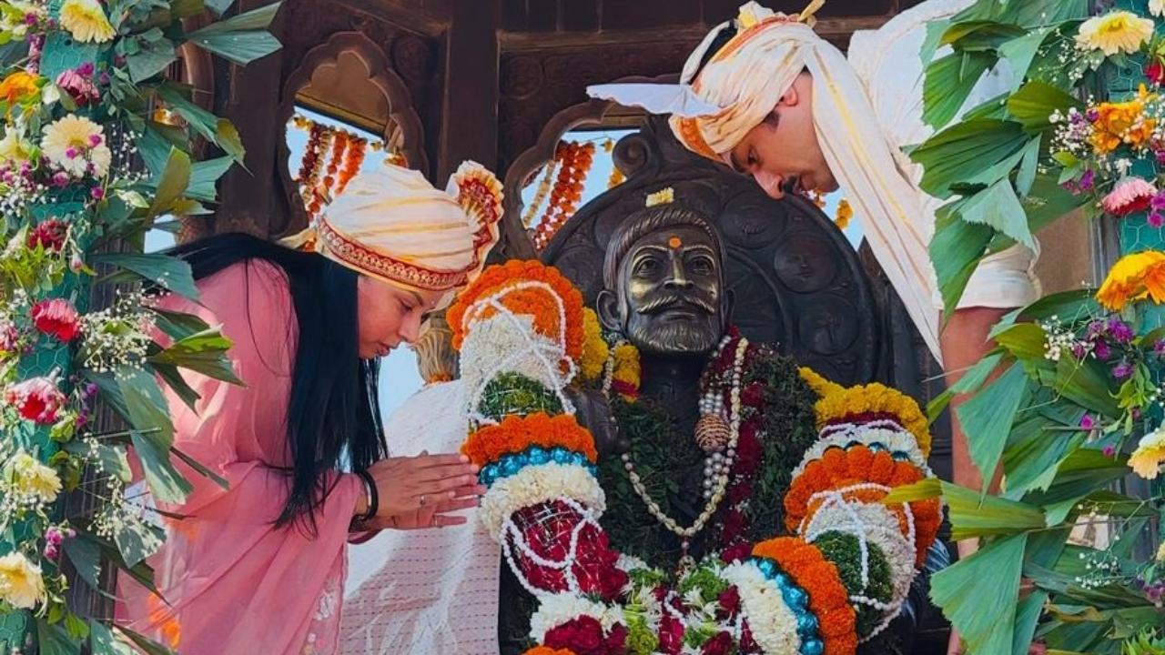 Chhatrapati Shivaji Maharaj Jayanti: Actor Vicky Kaushal visits Raigad Fort, says 'its a divine feeling'