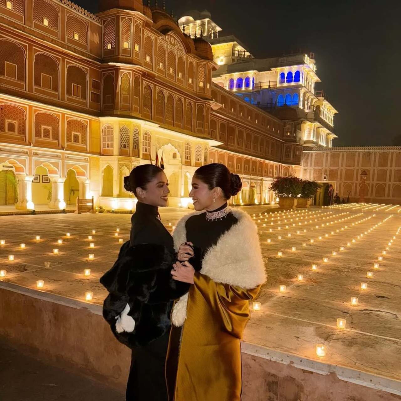 Bhumi Pednekar posted a picture with her sister and wrote, 