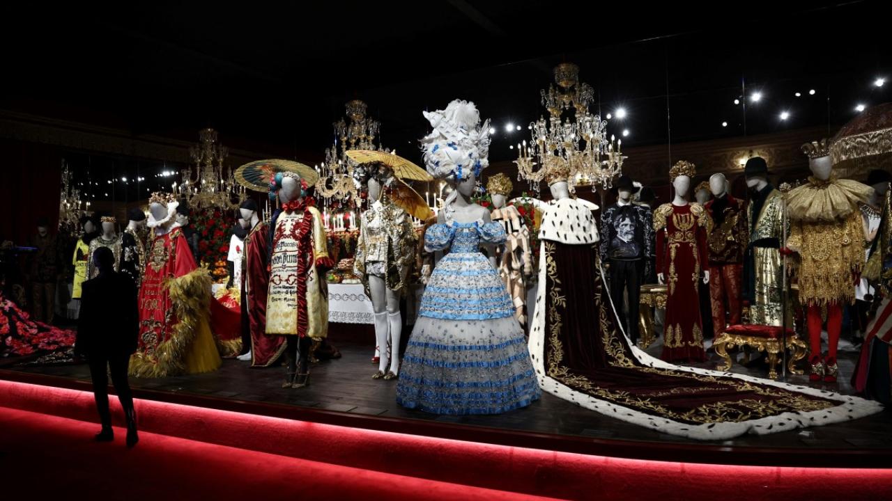 The retrospective has been curated by Florence Muller, and it explores the fashion house’s unconventional approach to the world of luxury.