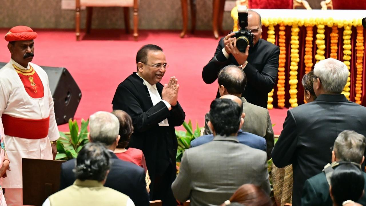 IN PHOTOS: Justice Alok Aradhe sworn in as Chief Justice of Bombay High Court