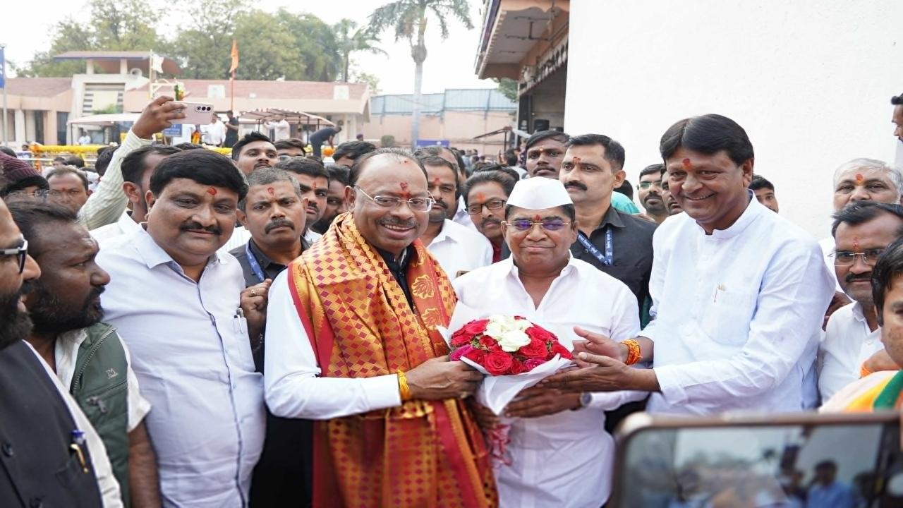 Shiv Sena (UBT) to fight civic polls solo: Uddhav realised breaking ties with BJP was blunder, says Bawankule