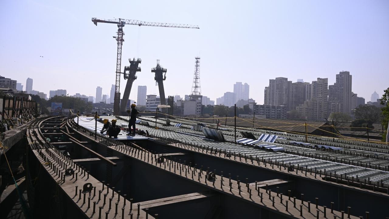 The BMC entrusted the Maharashtra Rail Infrastructure Development Corporation (MRIDC) to re-construct dilapidated British-era road overbridges in Mumbai and the suburbs. Considering the tremendous road traffic, in most cases, MRIDC has planned the new cable-stayed bridges adjacent to the existing ones. Old bridges will be demolished later. A detailed plan has been made in such a way that it causes almost no hindrance even to pedestrian movement, officials had stated earlier