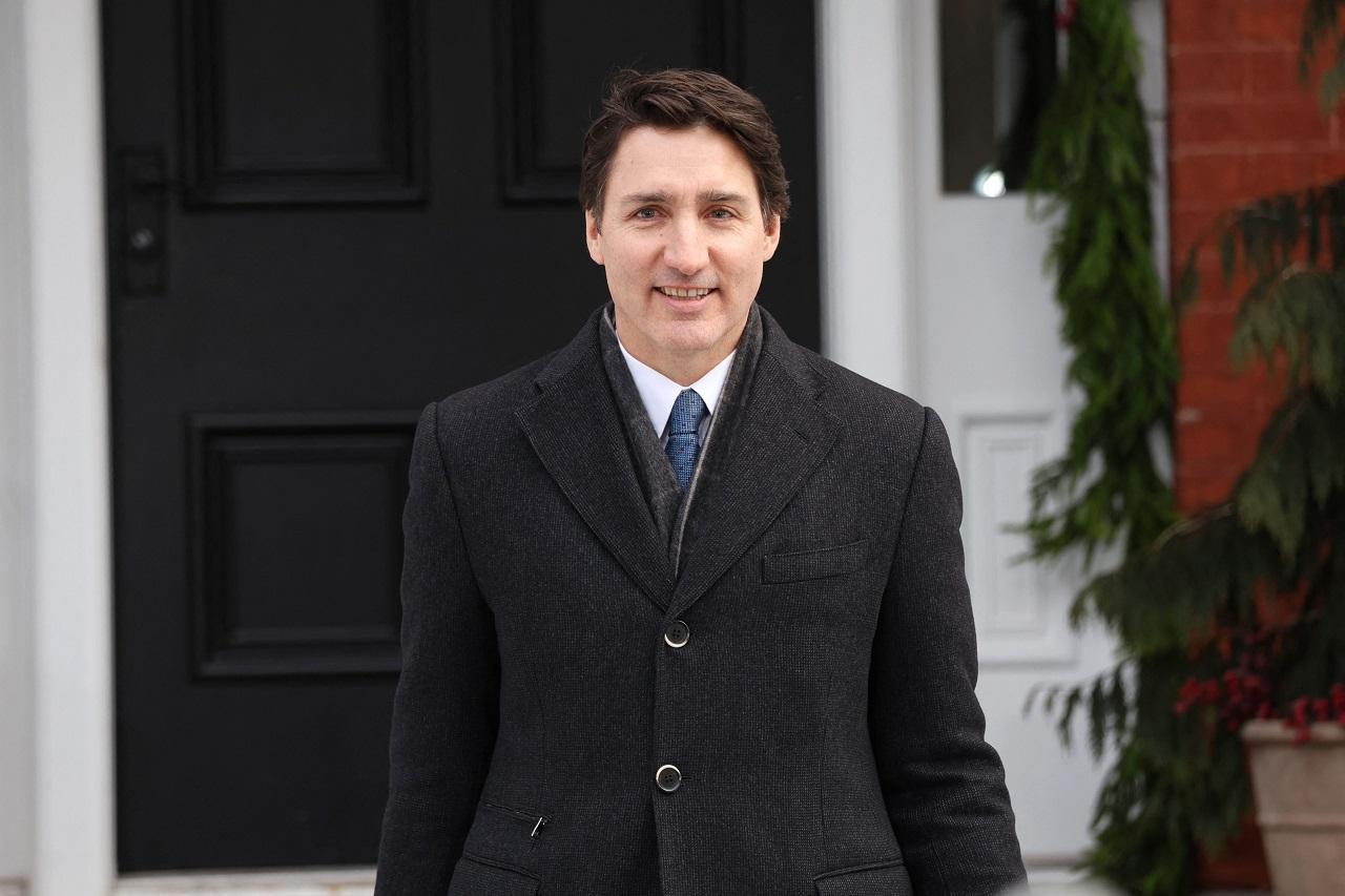 Trudeau added that Pierre Pollivere of the Conservative Party was not right for the country