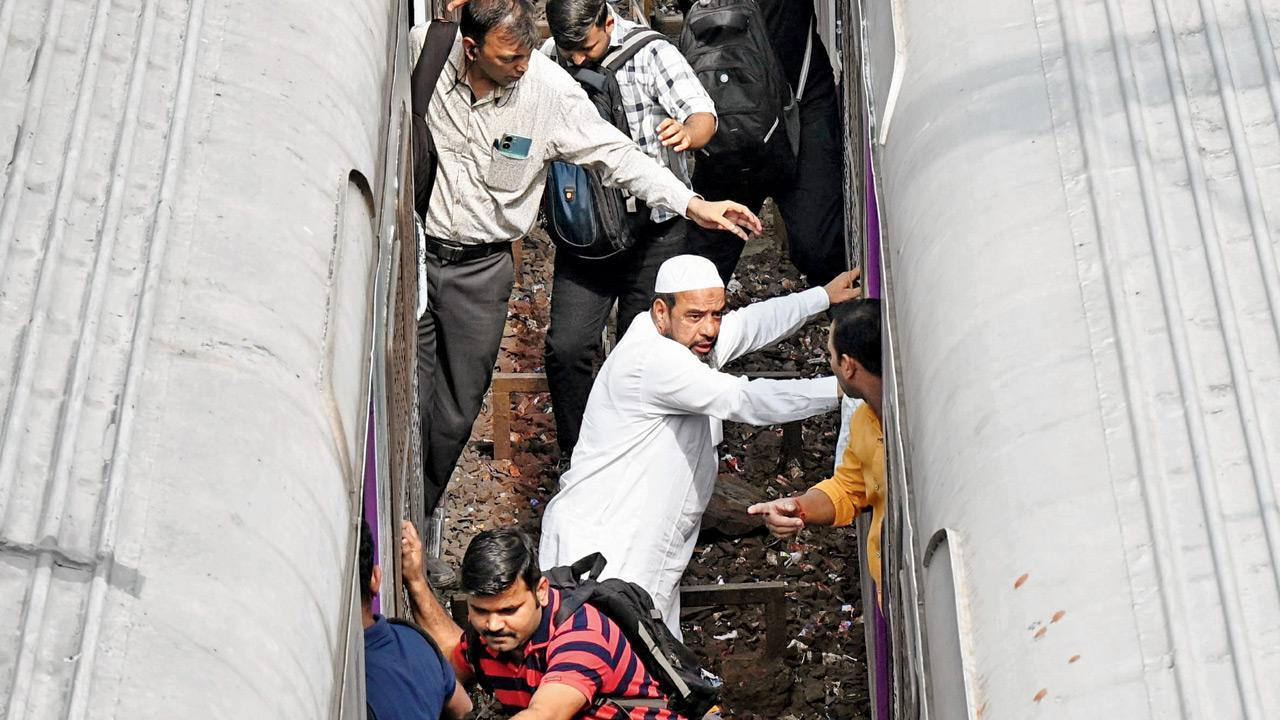 Mumbai Diary: Thursday Dossier