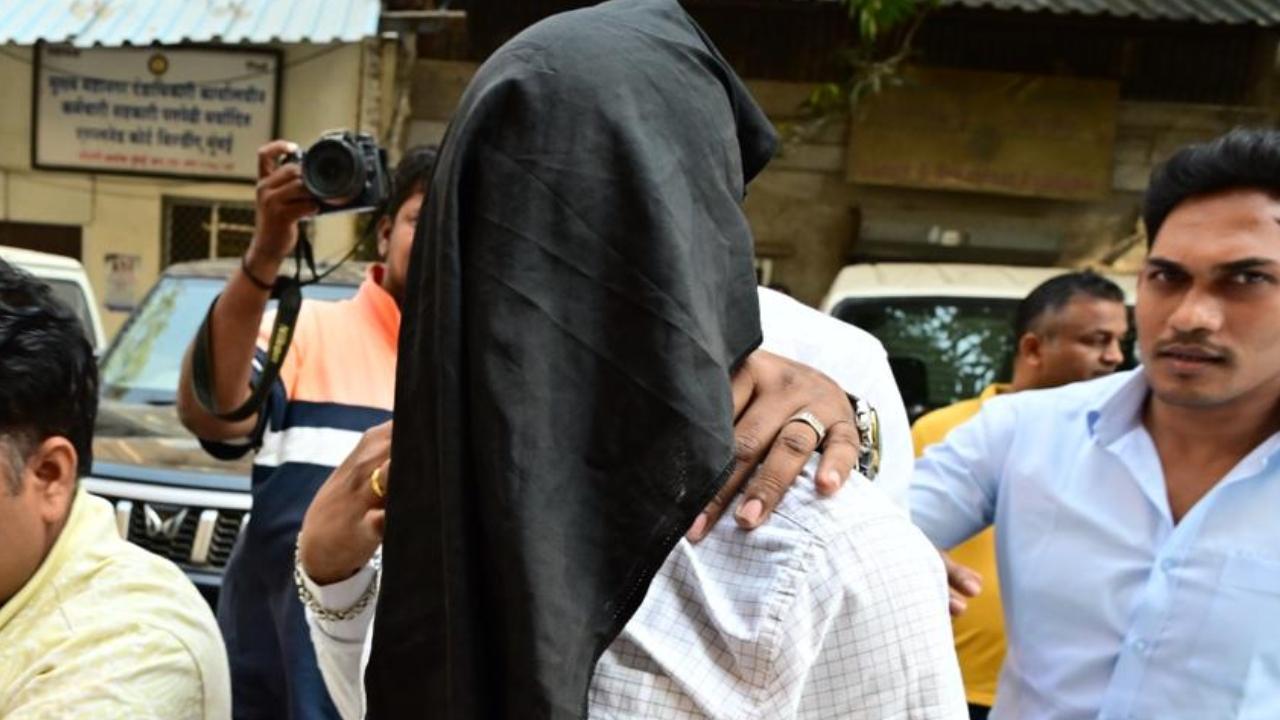 The hotelier has alleged that they demanded Rs 2.5 crore from him and issued death threats to him, the city crime branch official said