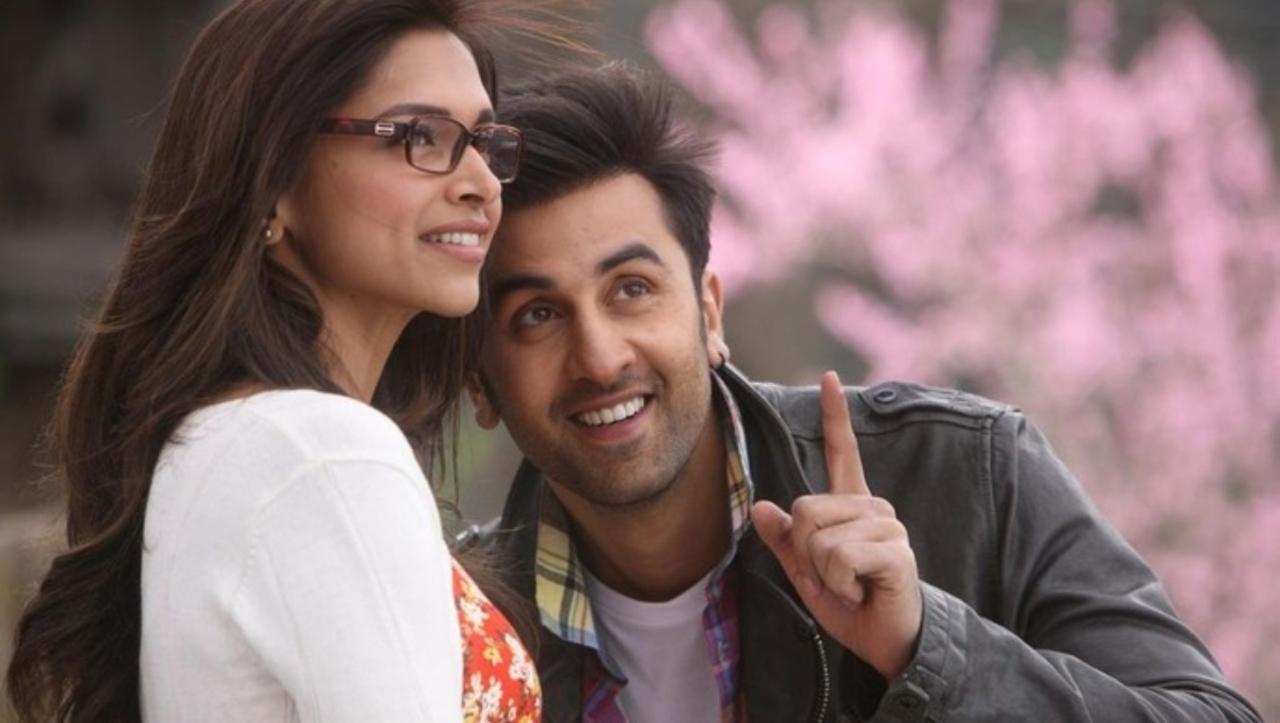 Yeh Jawaani Hai Deewani (2013)Yeh Jawaani Hai Deewani, starring Deepika Padukone and Ranbir Kapoor, featured Deepika’s heartfelt performance as Naina, a shy girl discovering herself. Her portrayal struck a chord with audiences.