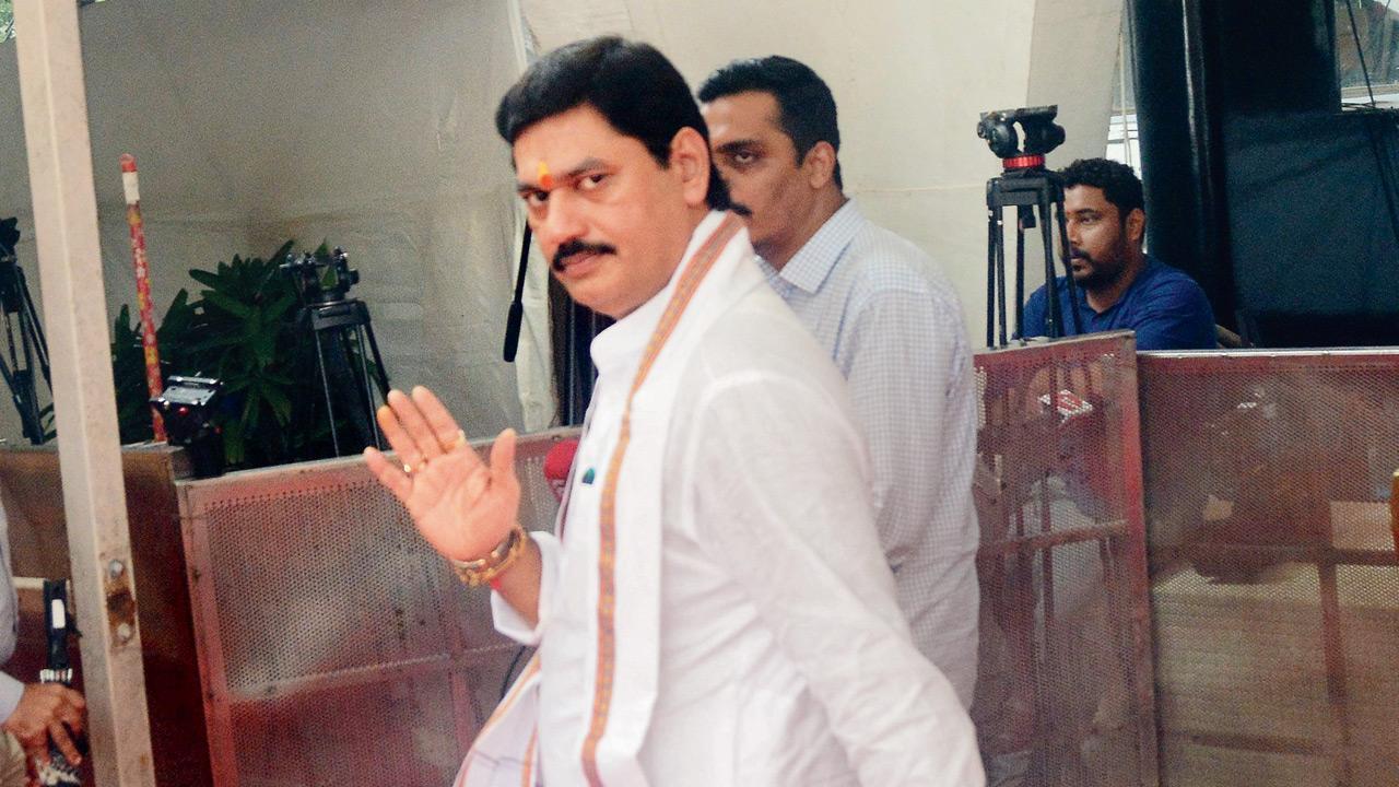 Beed Sarpanch murder: Minister Dhananjay Munde refuses to resign, says he has nothing to do with the crime