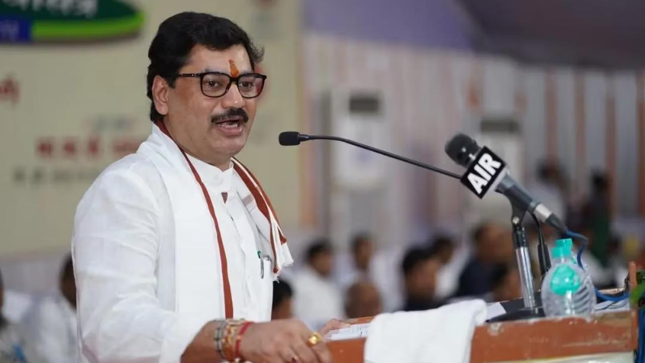 Beed sarpanch murder: Iam Arjun, not Abhimanyu, says Dhananjay Munde