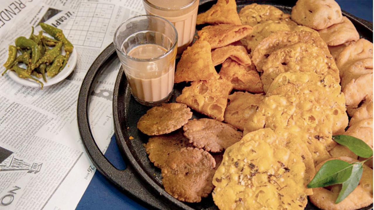 Pack home snacks from Falguni Gruh Udyog, Vastrapur