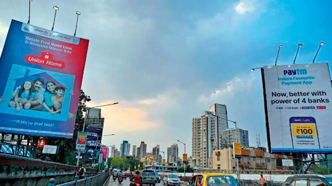 BMC permits over 35,000 spots for hoardings and banners