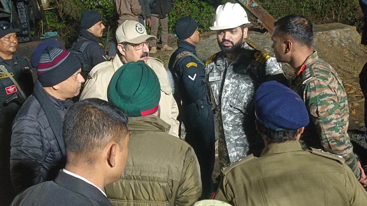 With intensive search and rescue operations underway, regular information is being exchanged with all agencies involved to facilitate a smooth and timely rescue operation