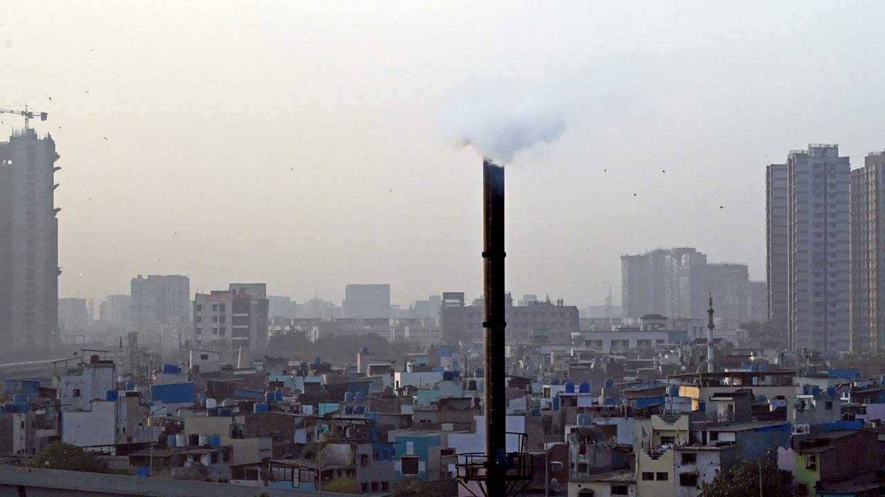 Despite several closure notices issued by the pollution board, violations of environmental standards have persisted. Pics/Sayyed Sameer Abedi