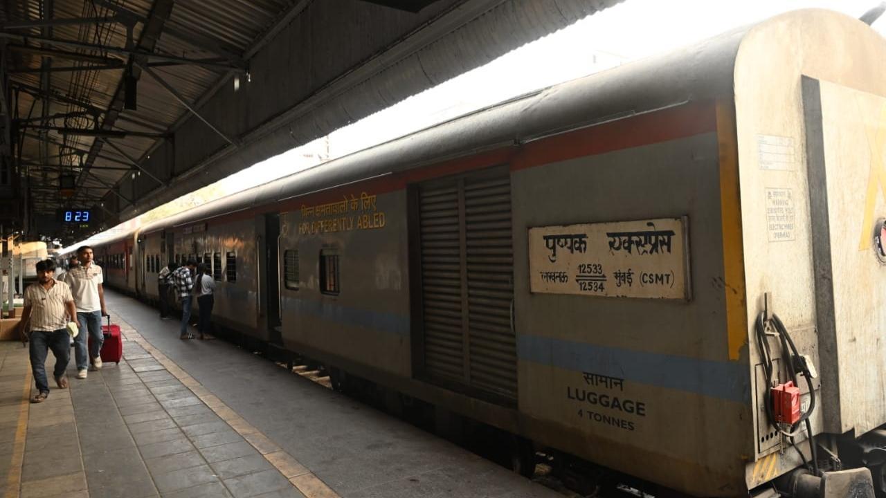 Western Railway issues alert after Jalgaon train accident, orders equipment checks on crowded routes