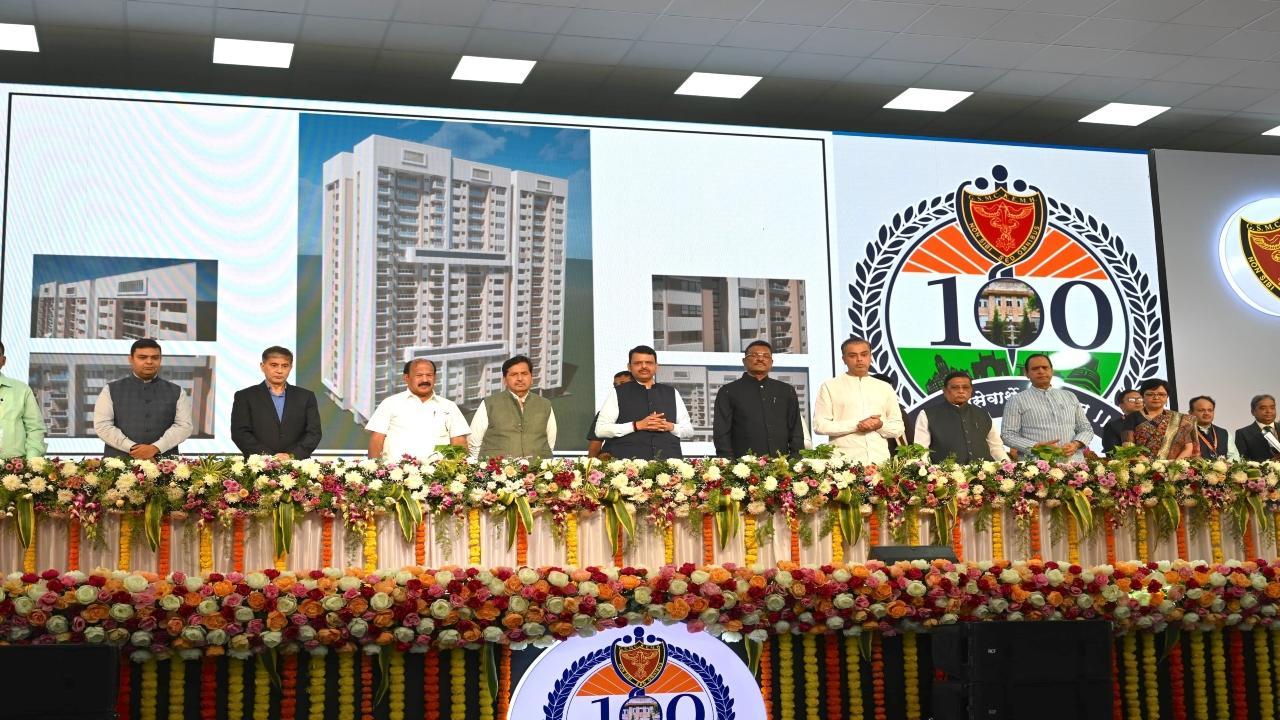 Chief Minister Devendra Fadnavis inaugurates centenary year celebrations of KEM Hospital in Mumbai
