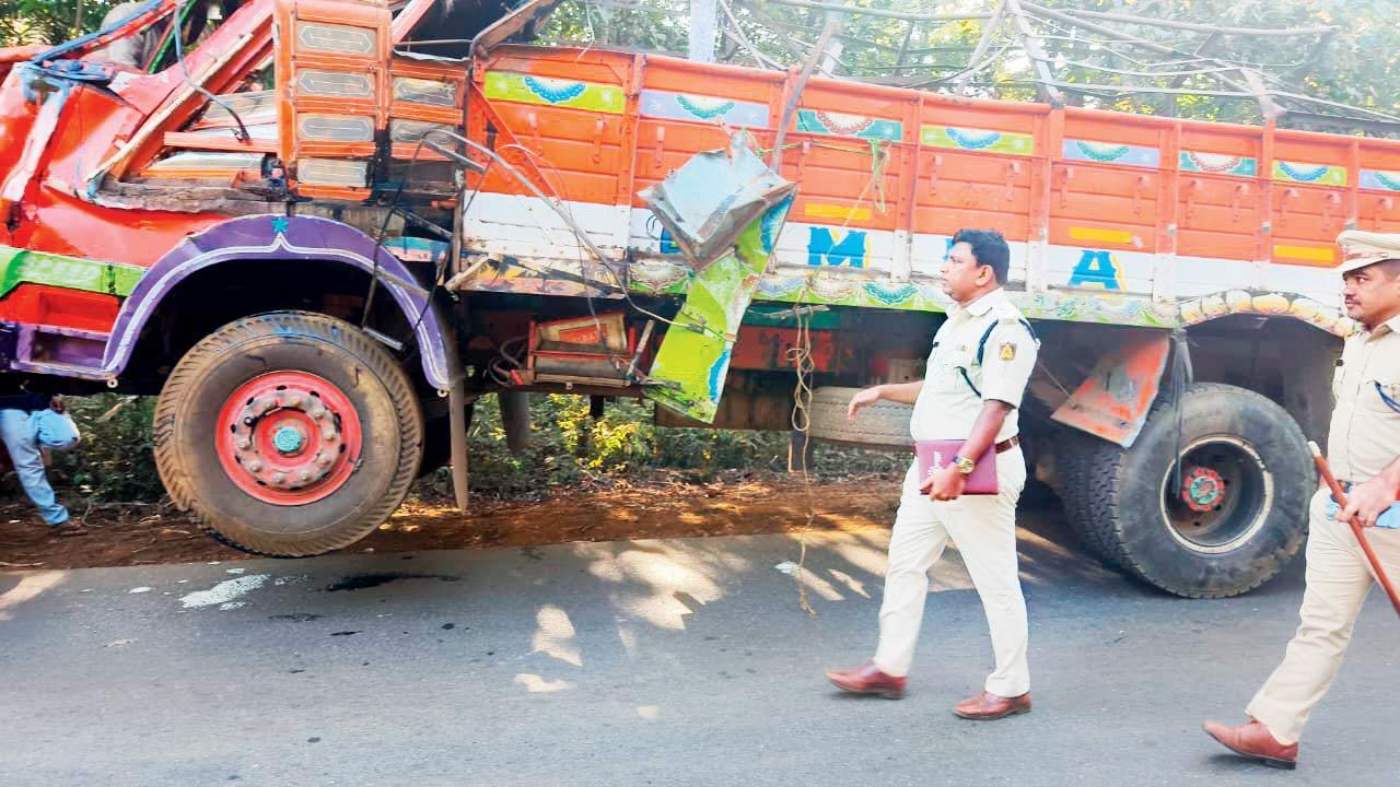 14 killed in two separate accidents in Karnataka