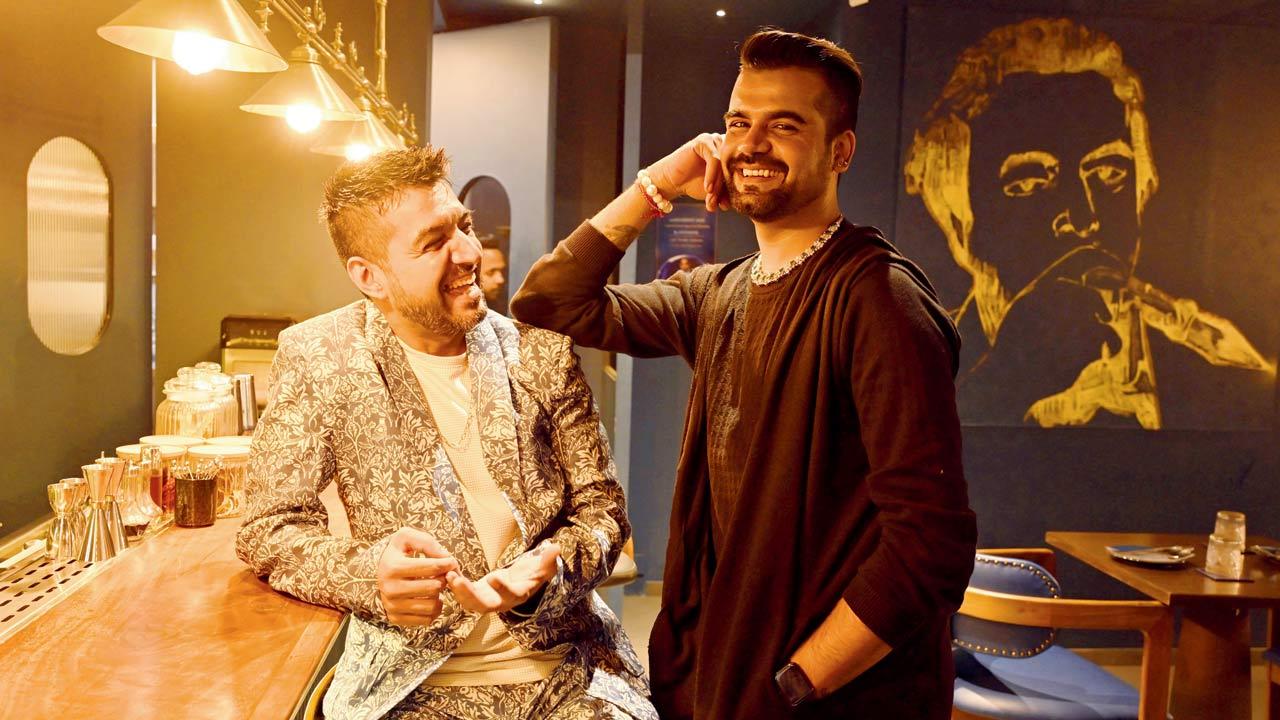 Praful Baweja and Parikshaat Wadhwani who have started the Bill of Pride for more awareness among corporates, location courtesy Hitchens Cocktails & Ideas, Khar. Pic/Ashish Raje