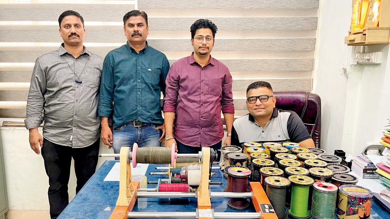 Sambhaji Nagar police raising awareness about the killer manjas