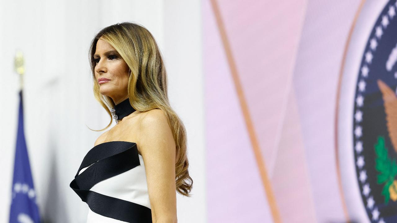 The evening outfit -- once again by Herve Pierre, who is her stylist -- was less severe but kept an edge.