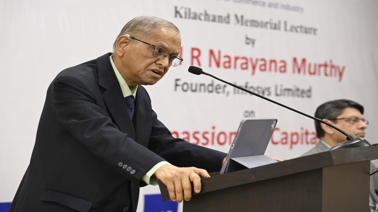 No one can demand long hours at work: Narayana Murthy in Mumbai 