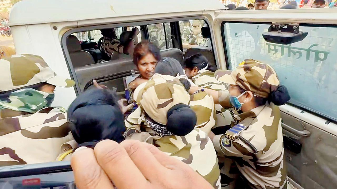The authorities moved away the residents who tried protesting