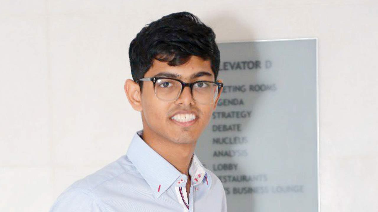 Shreyas Shinde, student