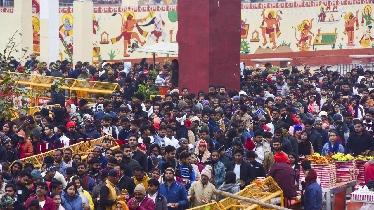 IN PHOTOS | New Year 2025: Devotees across India pray at temples, churches