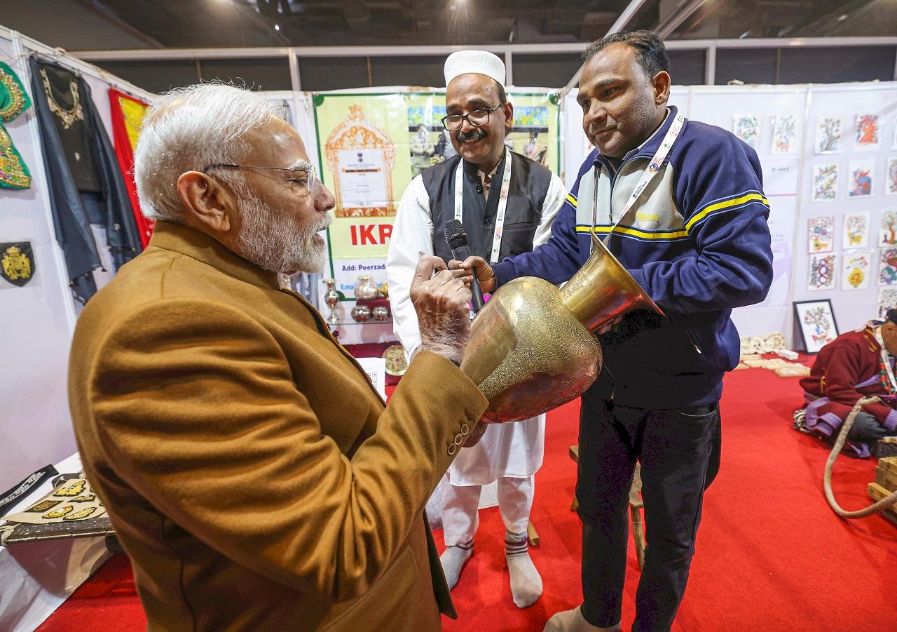 PM Modi was also felicitated by National Bank for Agriculture and Rural Development (NABARD) chairperson Shaji KV