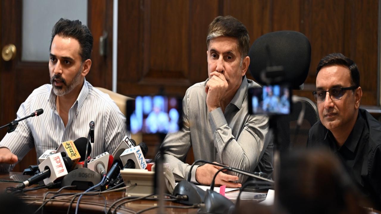 In a meeting on December 30, Gagrani ordered a complete shutdown of construction activity in Borivli East for 24 hours, stating work would only resume once sites demonstrated full compliance with the Dust Mitigation Guidelines