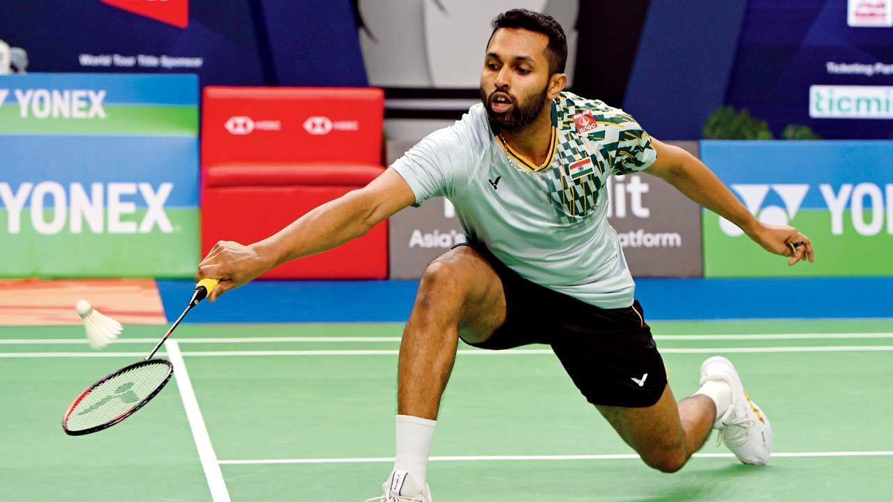 Prannoy bows out in first round, Tanisha-Ashwini go through