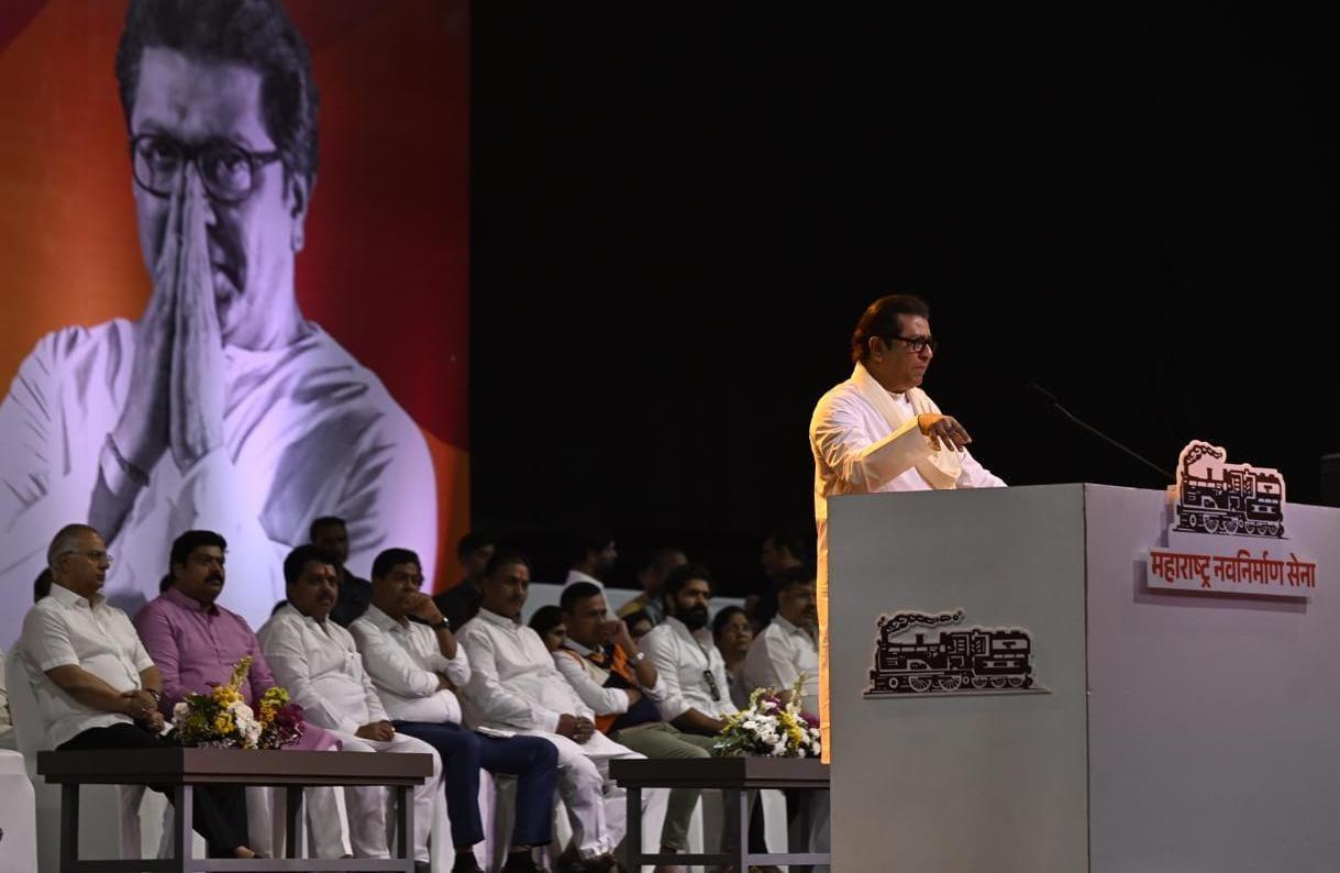 He asserted that Sambhaji Raje’s legacy is one of sacrifice and must be respected accordingly. Thackeray raised concerns about historical inaccuracies in the film, particularly regarding the depiction of Lezim.
