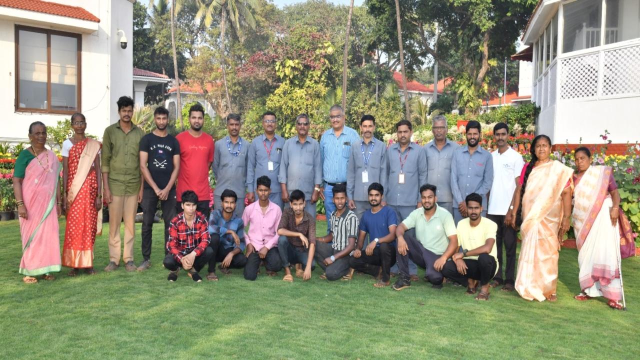 Meanwhile, earlier on Saturday, the Raj Bhavan staff worked round the clock to ensure that the Governor's house is ready for the Republic Day celebrations