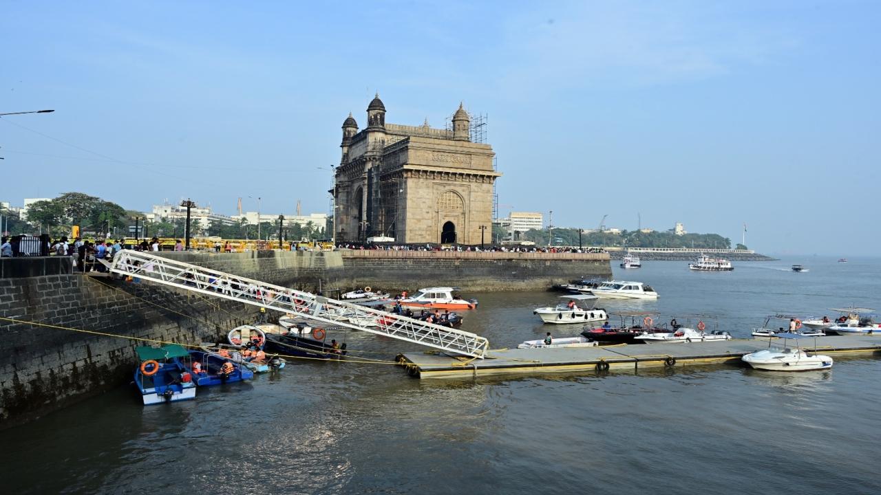 The ramp was made available for passengers on Sunday to facilitate the boarding 