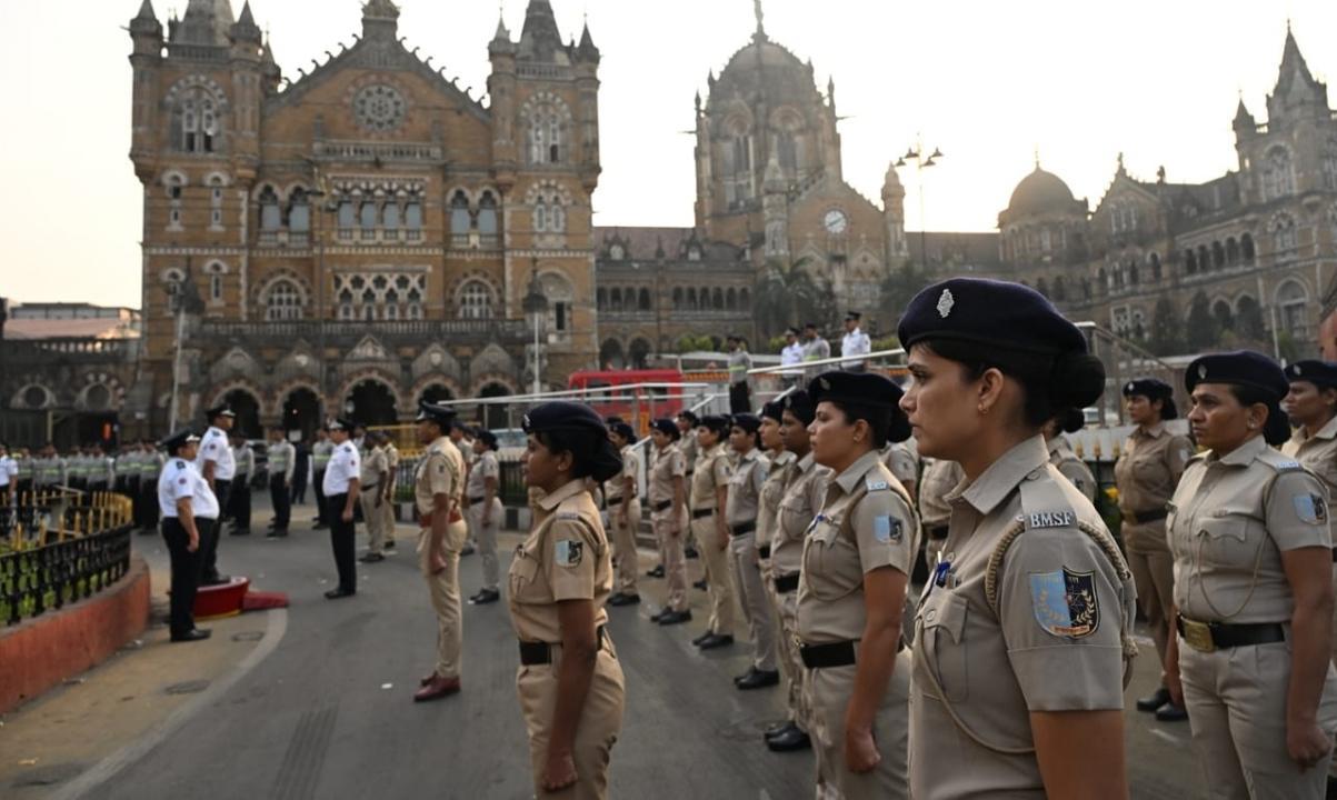BMC security, Fire Brigade officials rehearse for Republic Day Parade in Mumbai