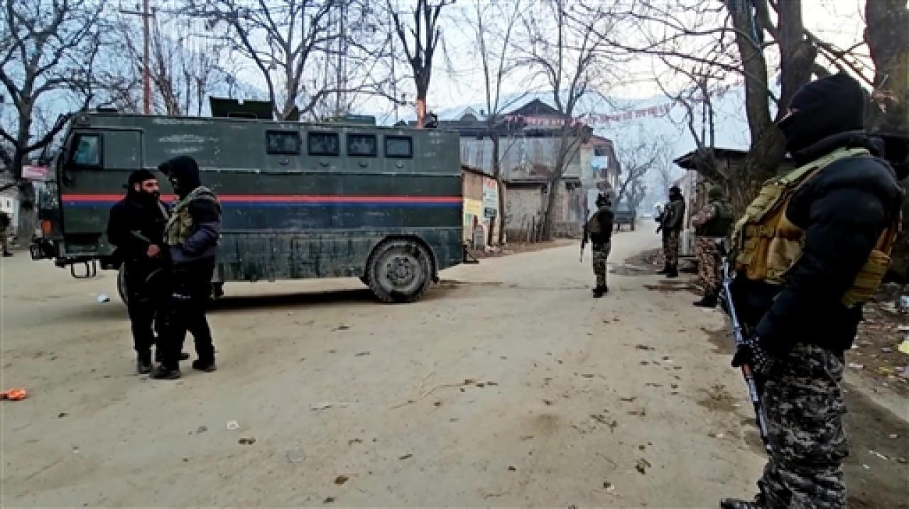 IN PHOTOS: Encounter breaks out between terrorists and security forces in Sopore