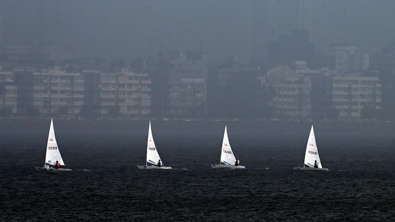 SBI Sail India 2025 is this year’s Senior National Championship and is being conducted under the aegis of the Yachting Association of India (YAI) with the support of Brihanmumbai Municipal Corporation from January 21 to January 26