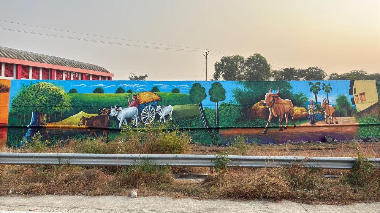 Similar to various other initiatives along the Mahamarg, these exquisite artistic efforts aim to engage travellers and reduce monotony during the journey