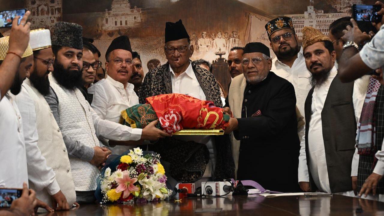 This festival is a significant event that commemorates the death anniversary of Khwaja Moinuddin Hassan Chisti