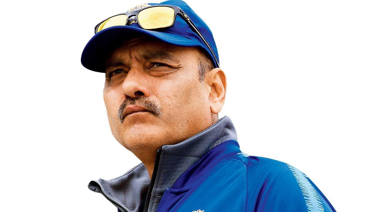 Shastri urges Rohit, Virat to refine their game against spin