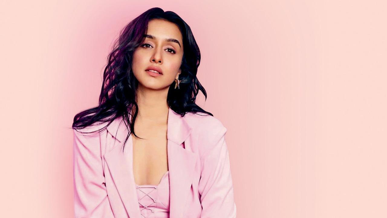 Have you heard? Shraddha Kapoor’s jewellery brand faces backlash; Khushi Kapoor reminds Aamir Khan of Sridevi