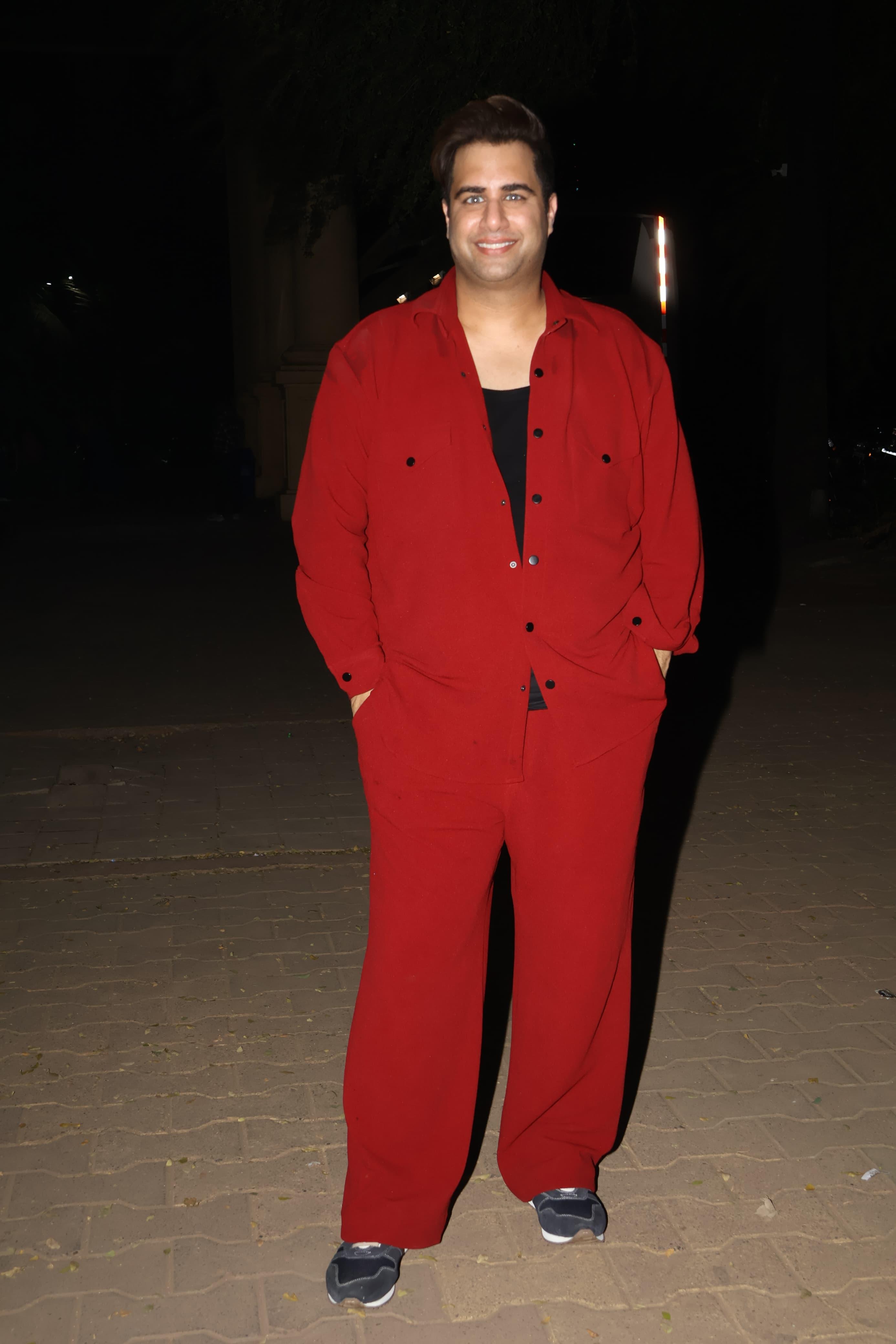 Rajiv Adatia looked stylish in a red outfit on the Celebrity MasterChef set