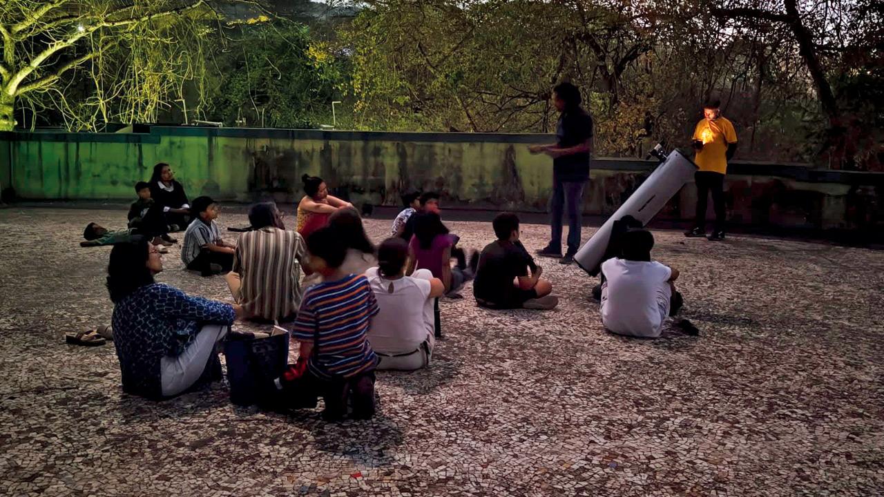 A previous skygazing session at BNHS CEC in Goregaon 