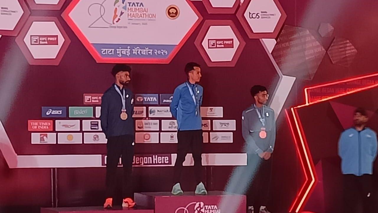 Half marathon and Police Cup winners of Tata Mumbai Marathon 2025